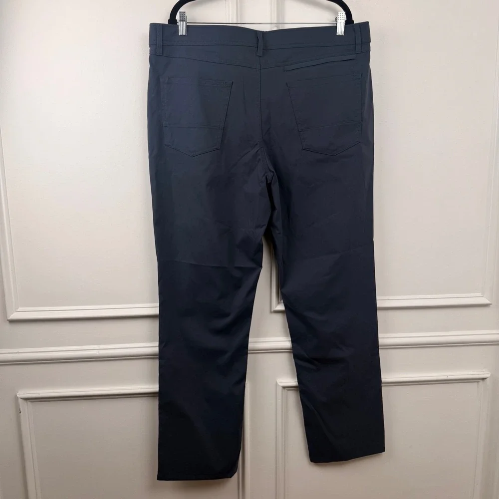 Weatherproof vintage utility